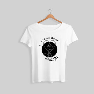 Playera de mujer Love is in the air